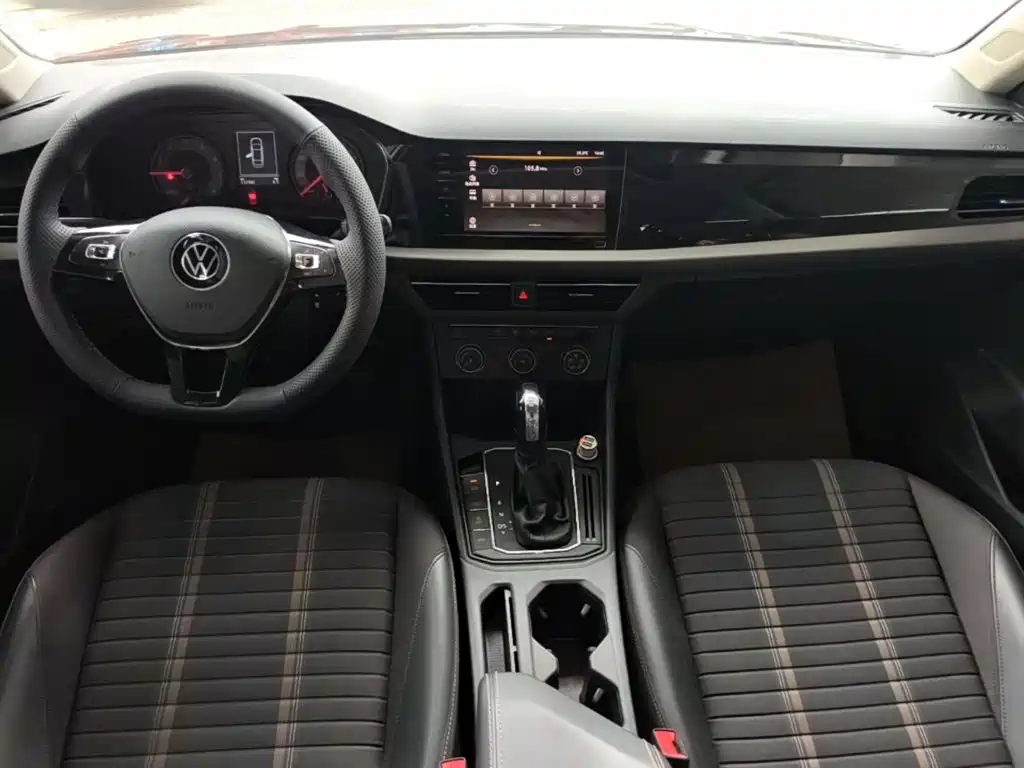 Volkswagen Lavida — миниатюра 10
