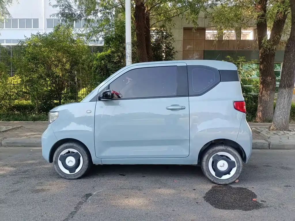 Wuling MINIEV — миниатюра 7