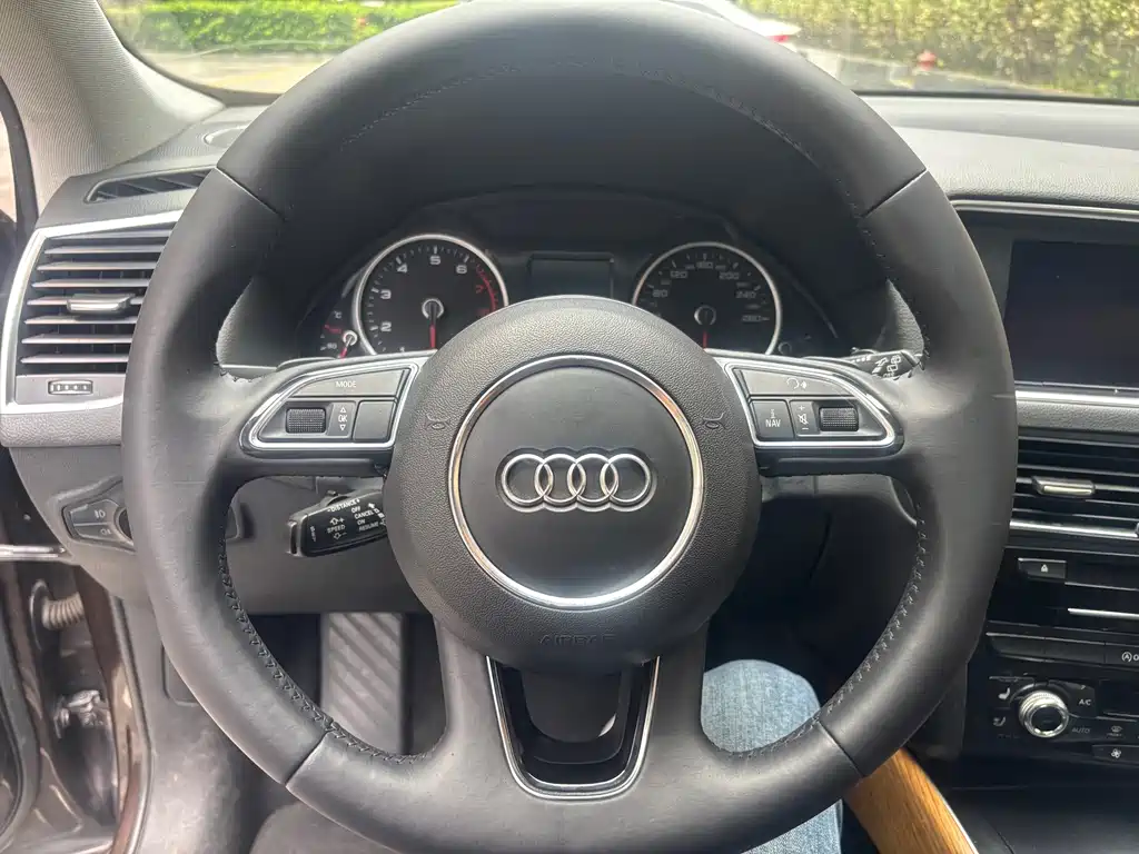 Audi Q5 — миниатюра 10