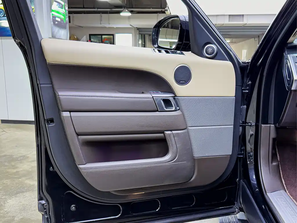 Land Rover Range Rover Sport 2018 3.0 SC V6 HSE DYNAMIC