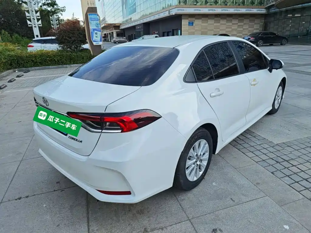 Toyota Corolla — миниатюра 4