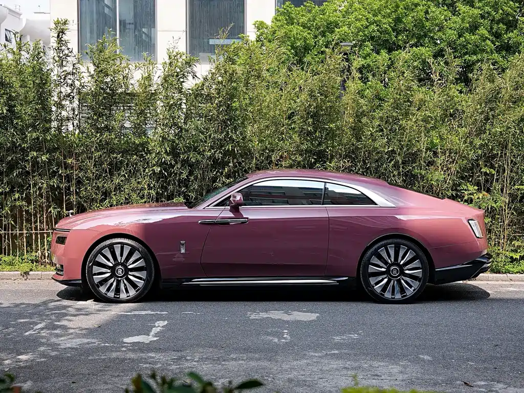 Rolls-Royce Phantom — миниатюра 3
