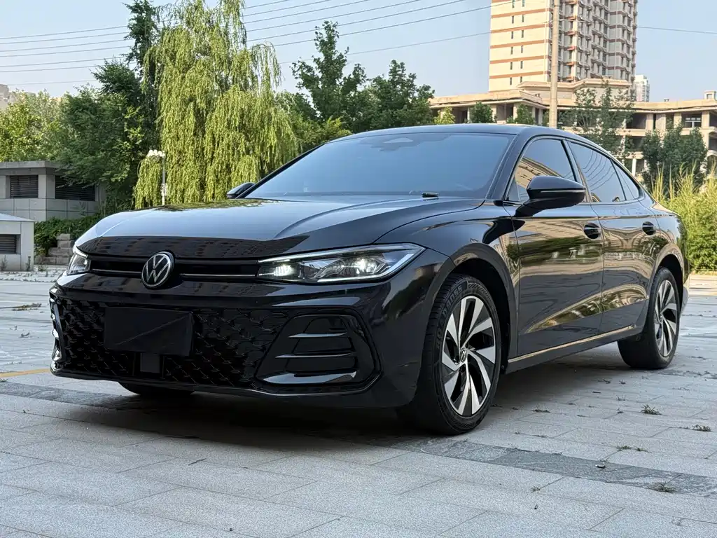 Volkswagen Passat 2025 Pro 380TSI