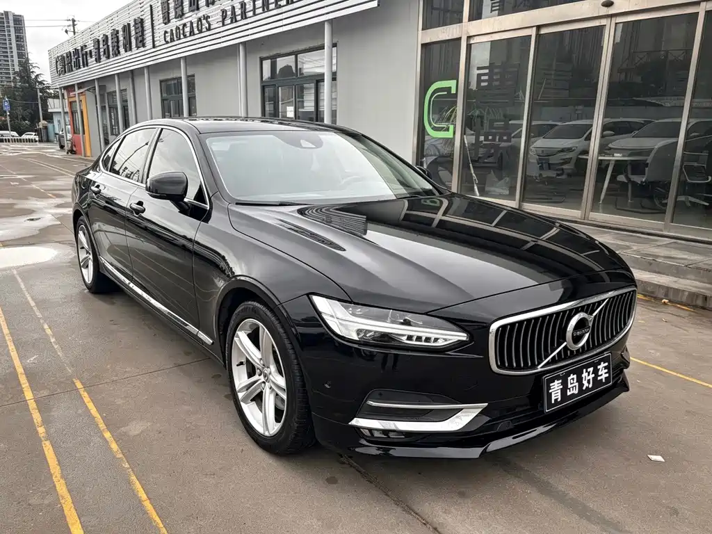 Volvo S90 — миниатюра 3