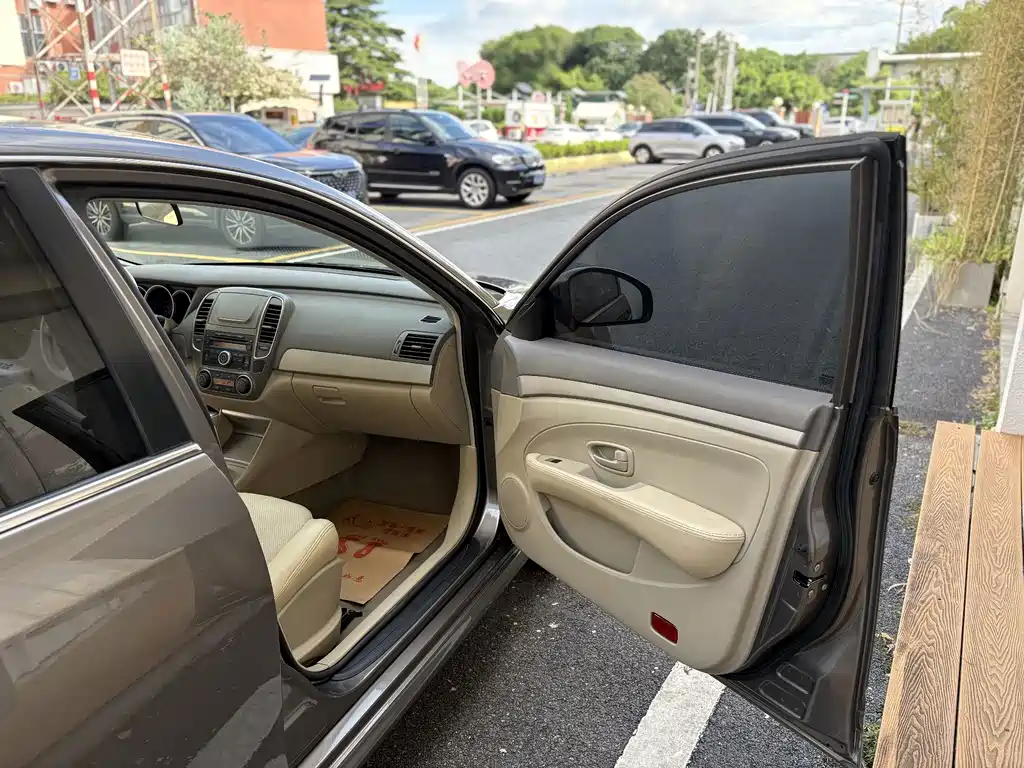 Nissan Sylphy — миниатюра 19