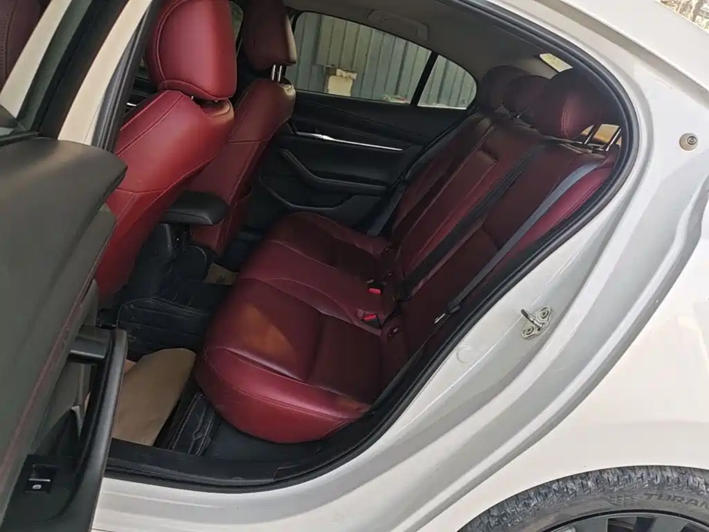 Mazda 3 Axela — миниатюра 17