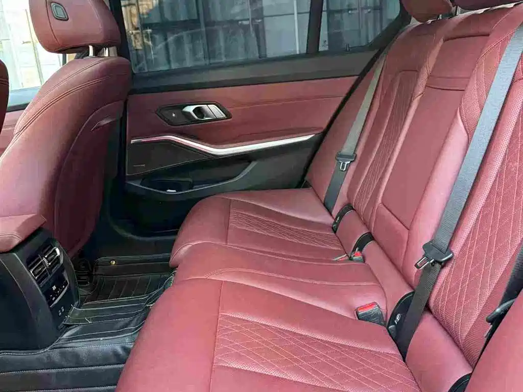 BMW 3 Series — миниатюра 10