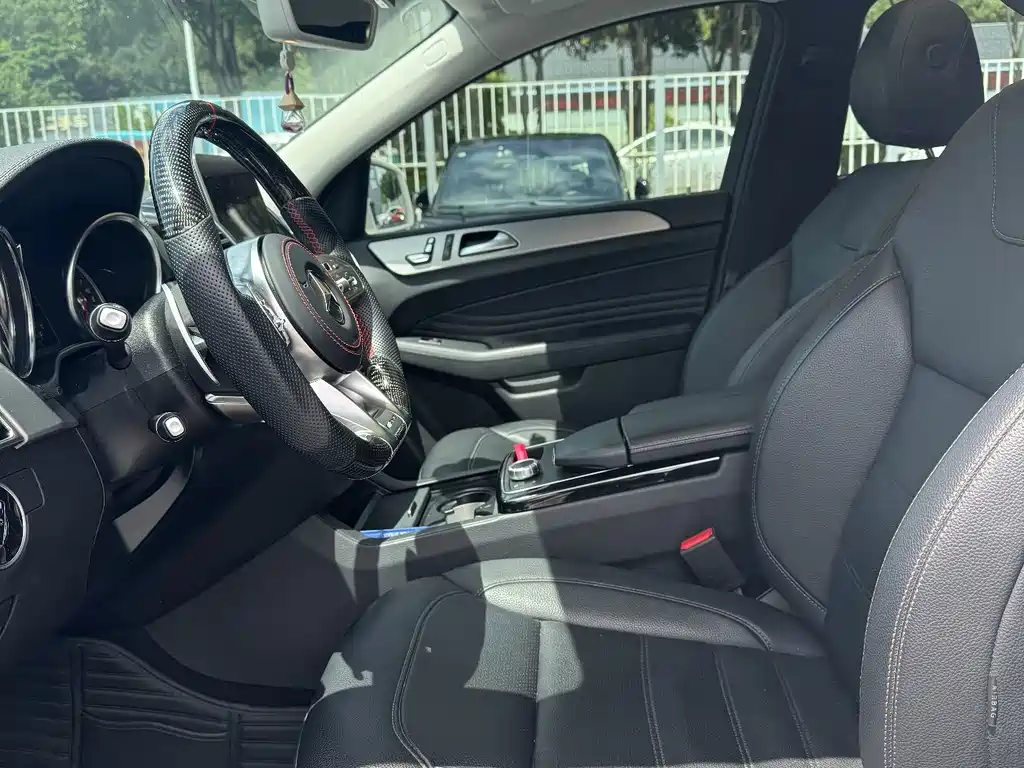 Mercedes-Benz GLE Coupe — миниатюра 9