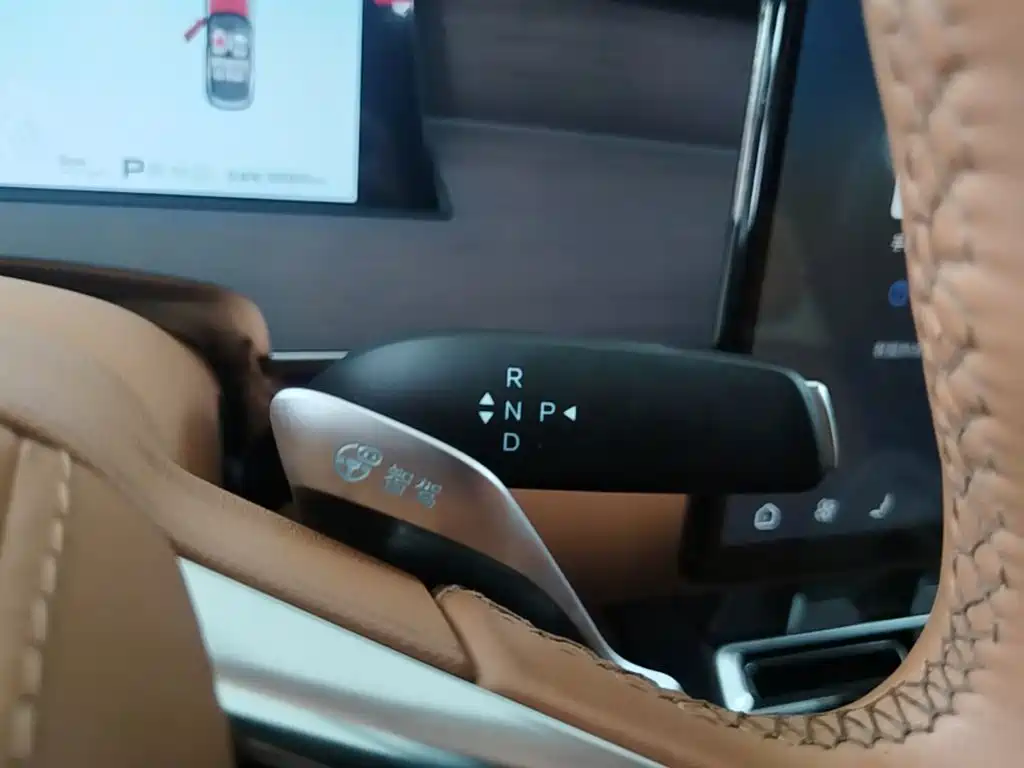 BYD Han L — миниатюра 14