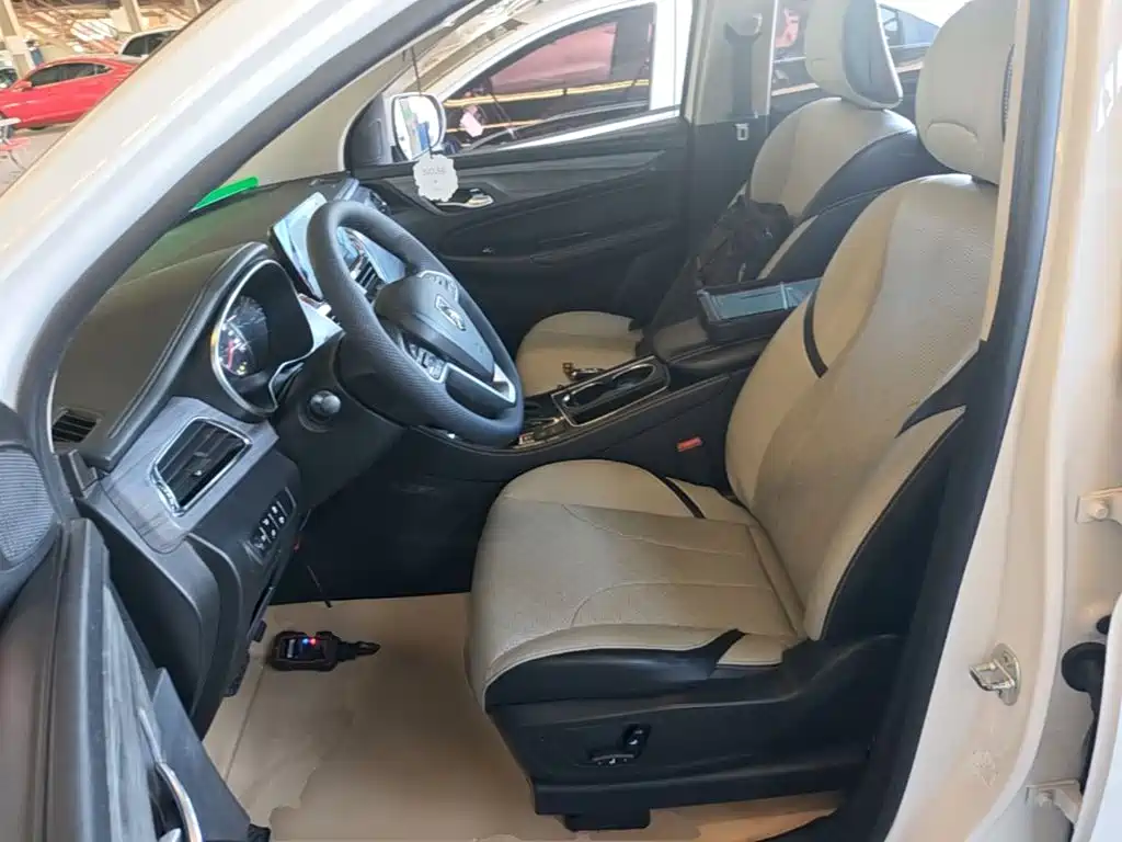 Baojun 730 — миниатюра 15