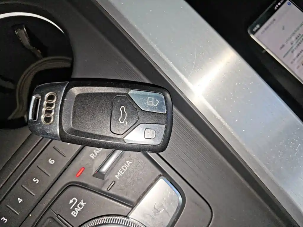 Audi A4L — миниатюра 9