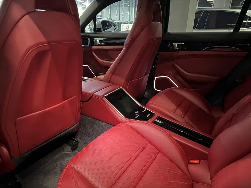 Porsche Panamera — миниатюра 12