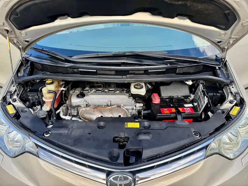 Toyota Previa — миниатюра 16