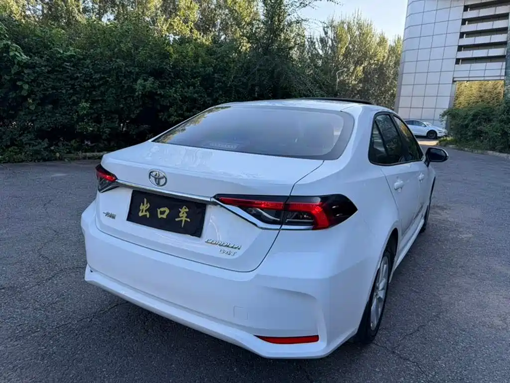 Toyota Corolla — миниатюра 5