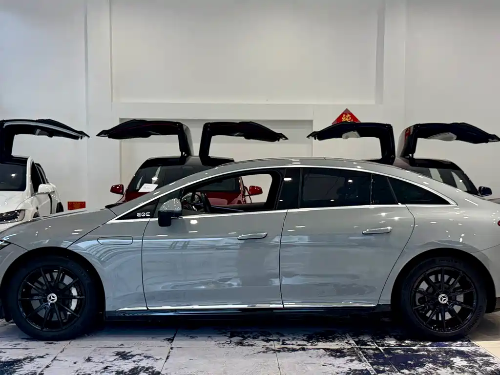 Mercedes-Benz EQE — миниатюра 7