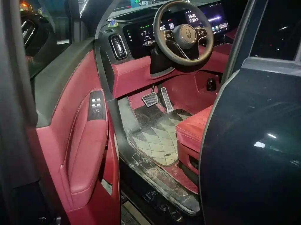 AITO AITO M8 — миниатюра 4