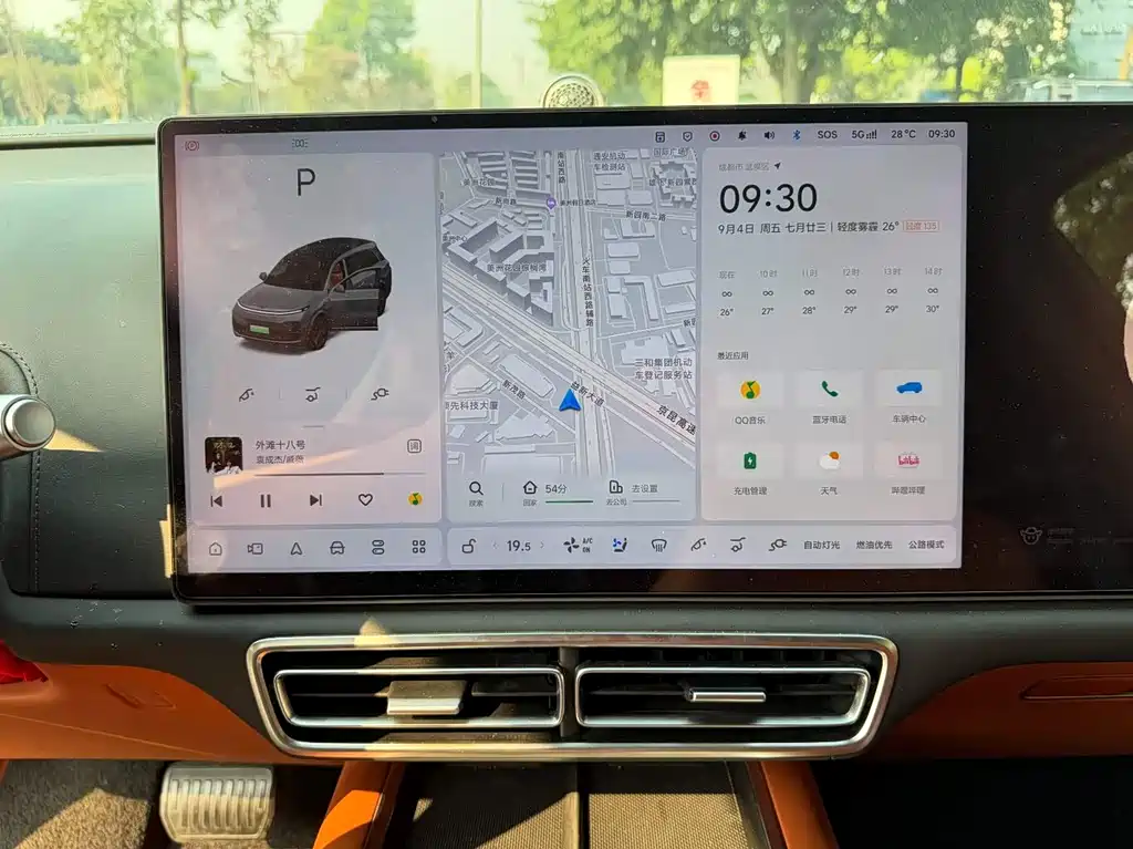 Li Auto Li L8 — миниатюра 9