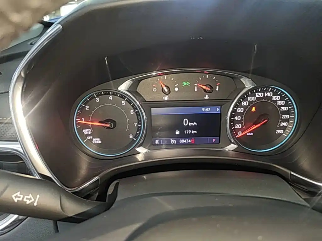 Chevrolet Equinox — миниатюра 12