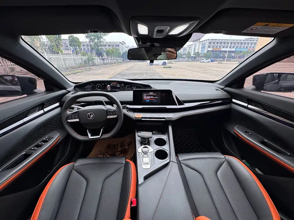 Changan UNI-V — миниатюра 13