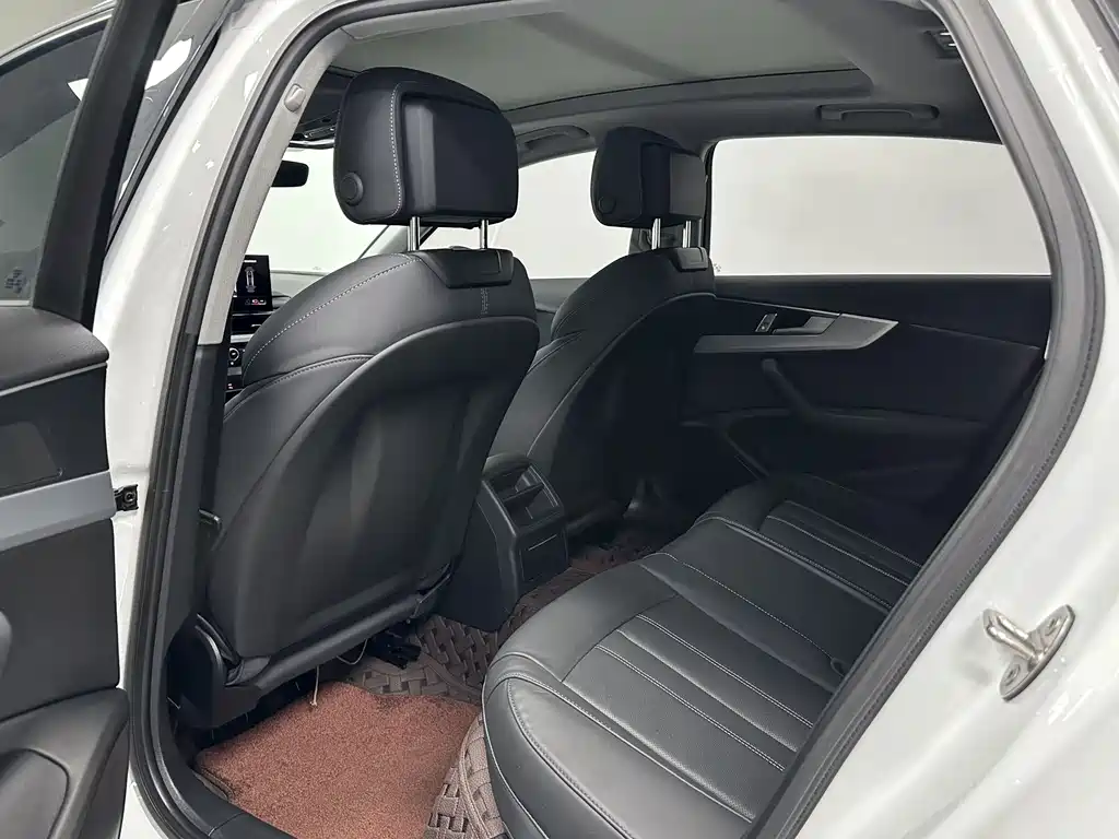 Audi A4L — миниатюра 15