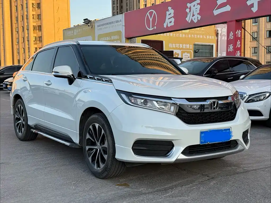 Honda Avancier — миниатюра 3
