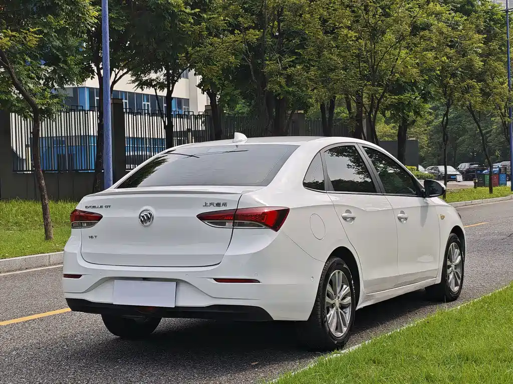 Buick Excelle — миниатюра 14