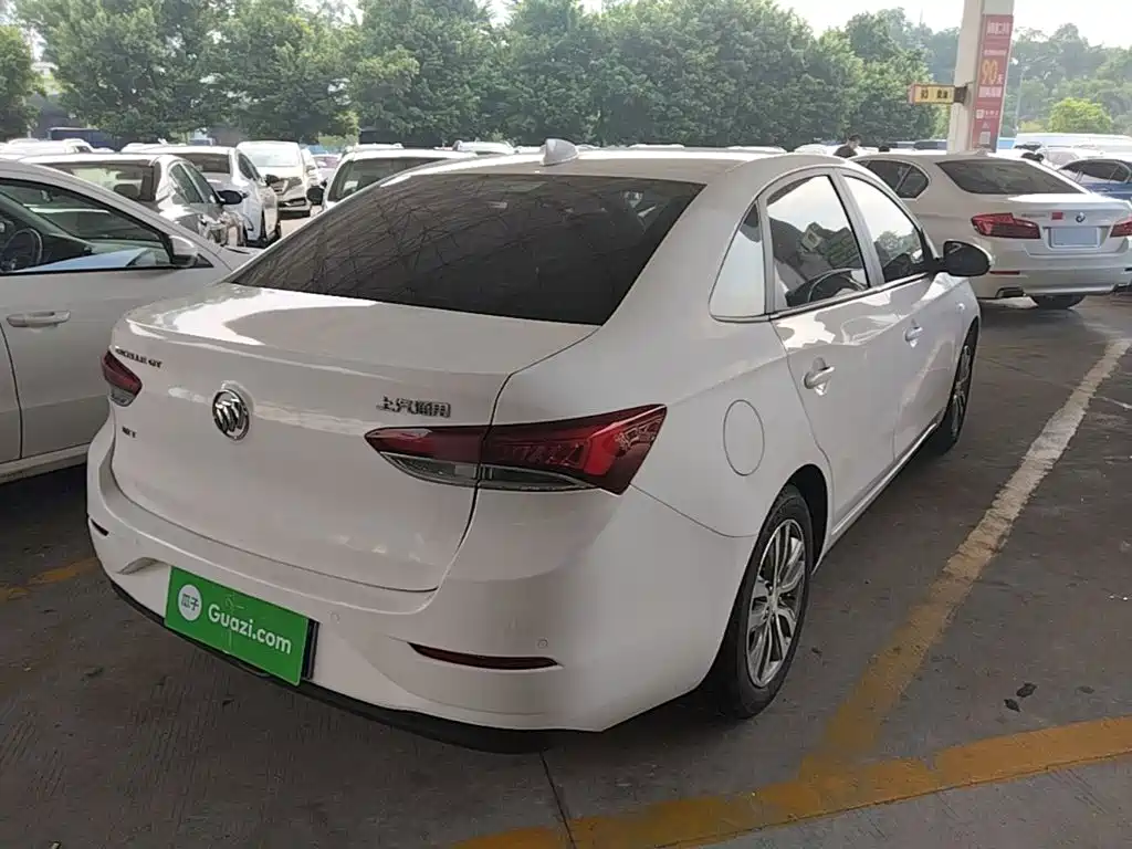 Buick Excelle — миниатюра 7