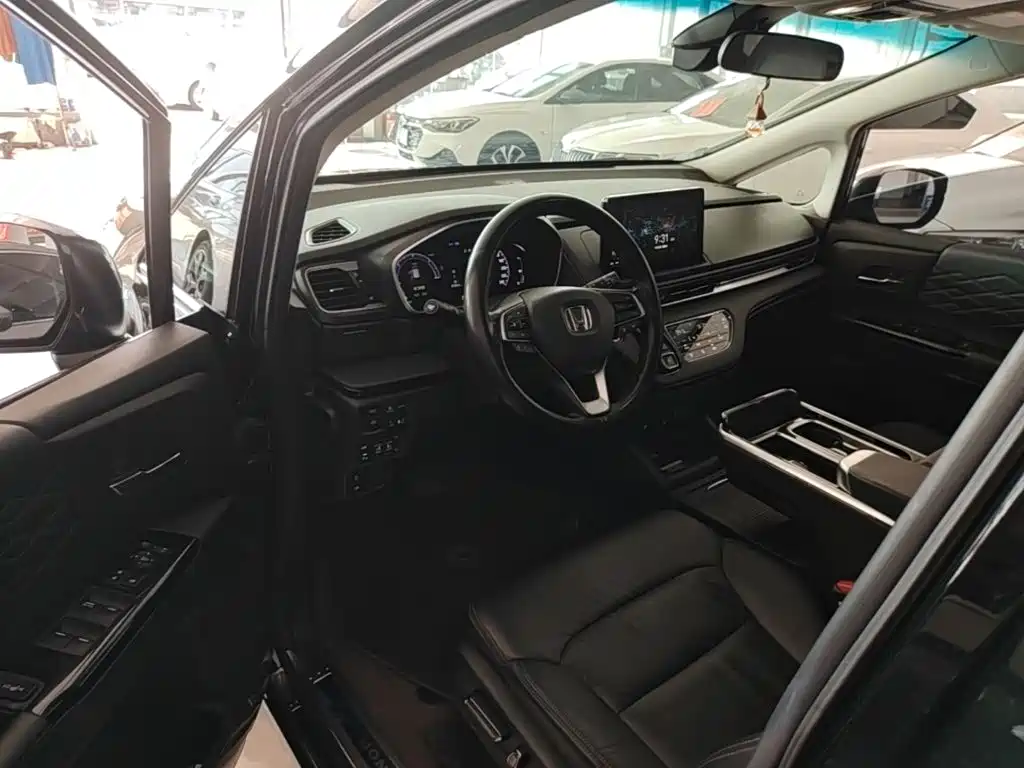 Honda Elysion — миниатюра 15