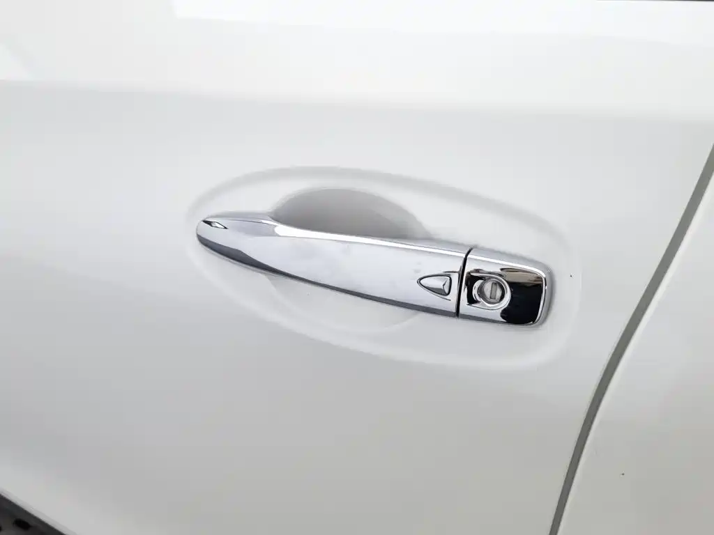 Nissan X-Trail — миниатюра 18