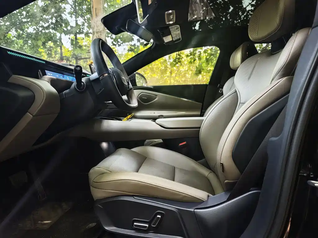 Lynk & Co Z10 2024 95kWh 806km Smart Drive Max