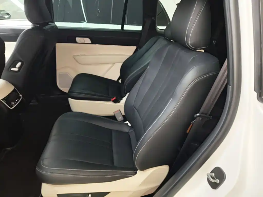 Li Auto Li ONE — миниатюра 17