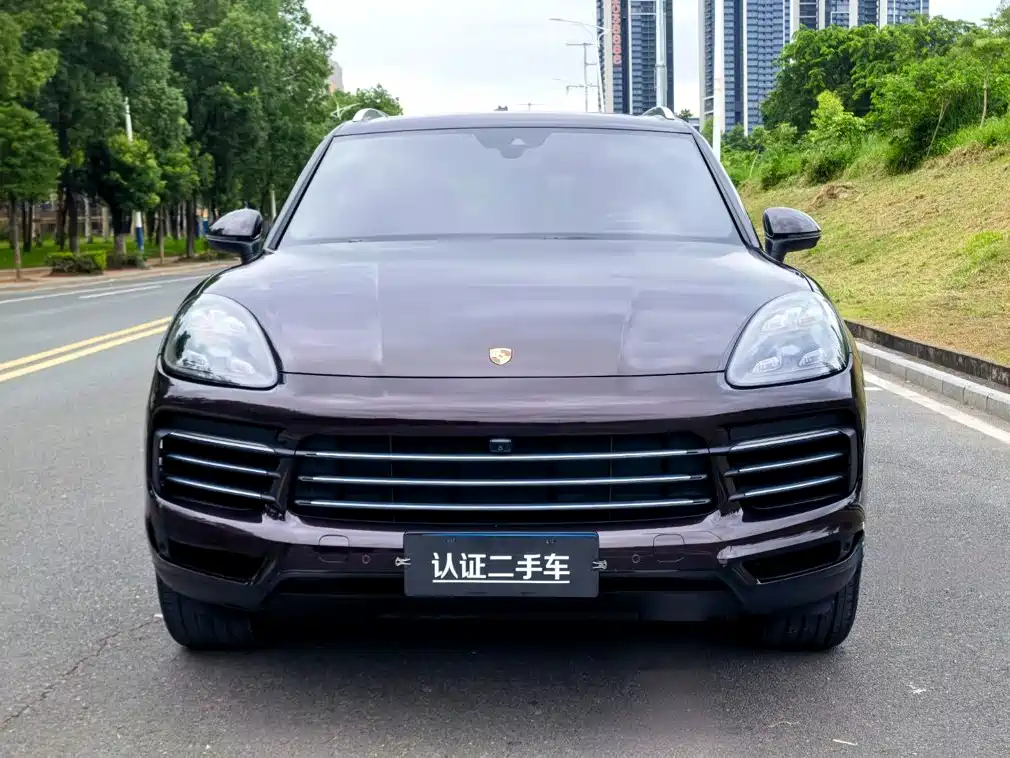 Porsche Cayenne — миниатюра 2