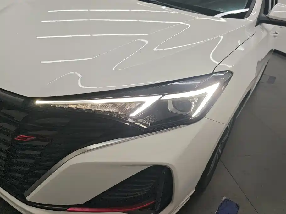 Changan Eado — миниатюра 5