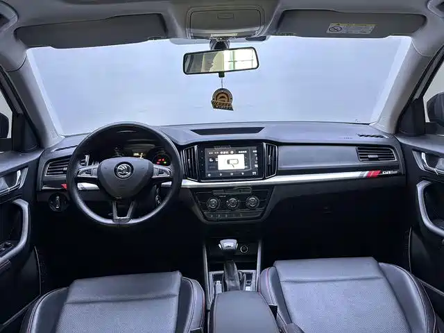 Skoda Kamiq — миниатюра 10
