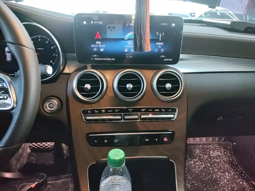 Mercedes-Benz GLC — миниатюра 13