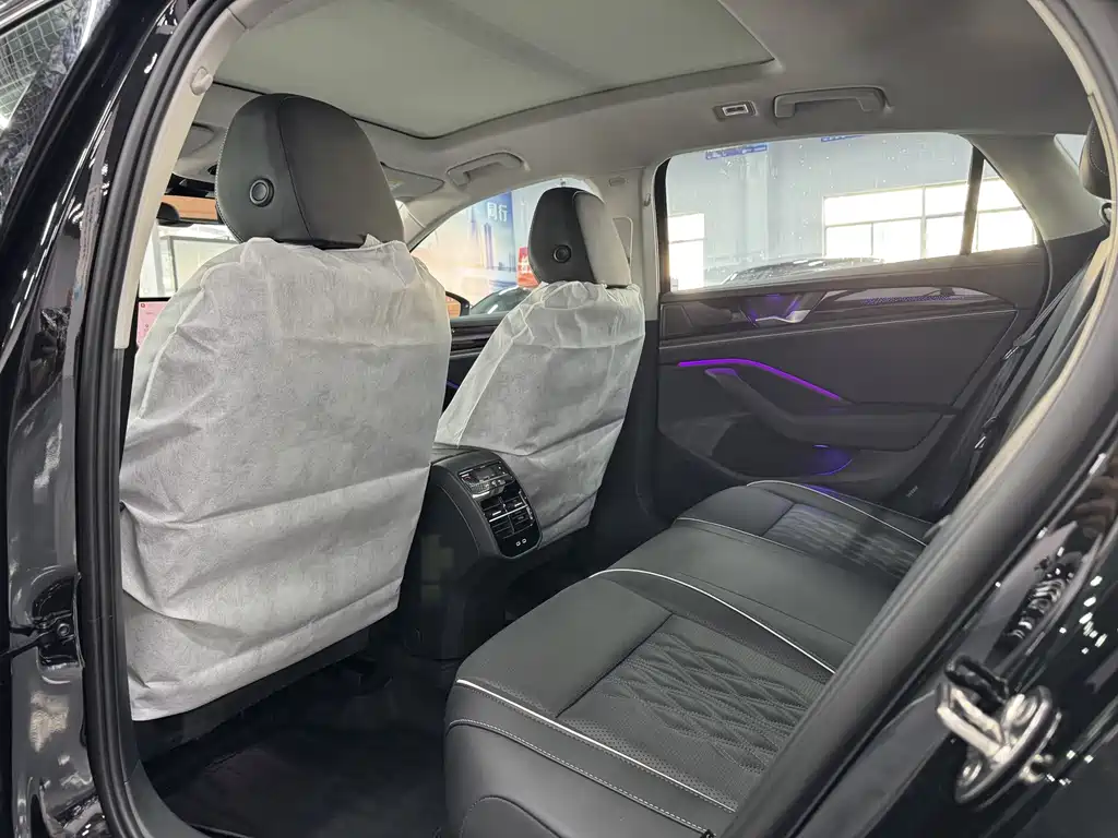 Volkswagen Magotan — миниатюра 5