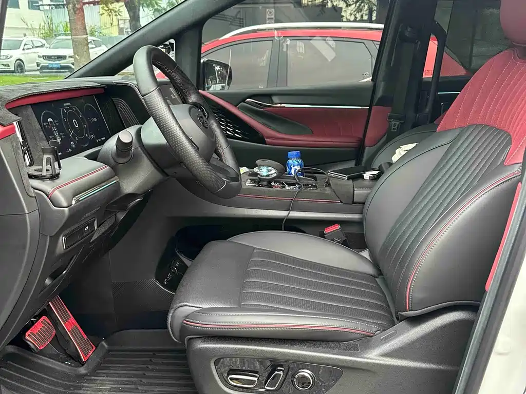 GAC Motor Trumpchi M8 — миниатюра 2