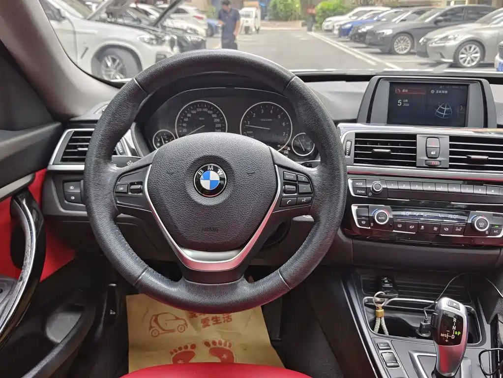 BMW 3 Series GT — миниатюра 12