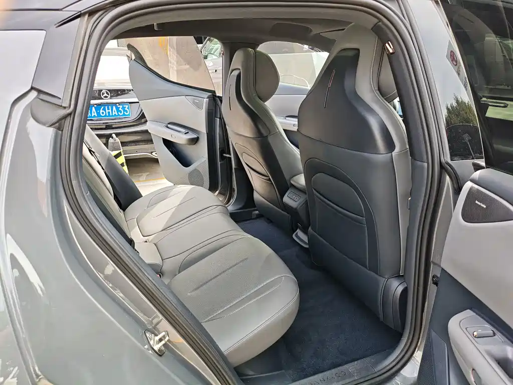 Lynk & Co Z20 — миниатюра 11