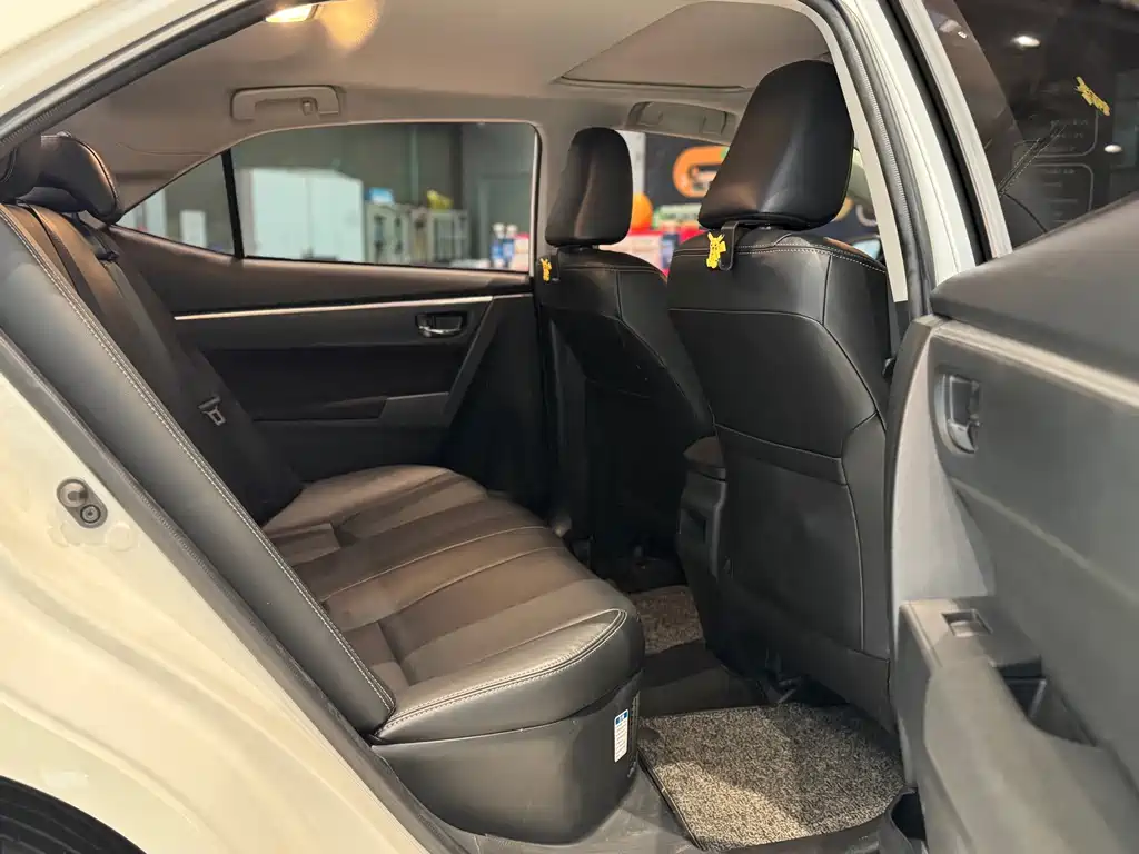 Toyota Corolla Hybrid — миниатюра 16