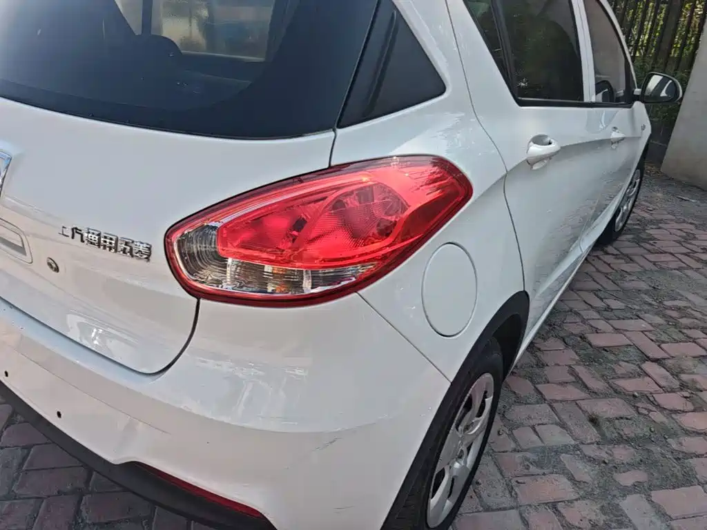 Baojun 310 — миниатюра 8