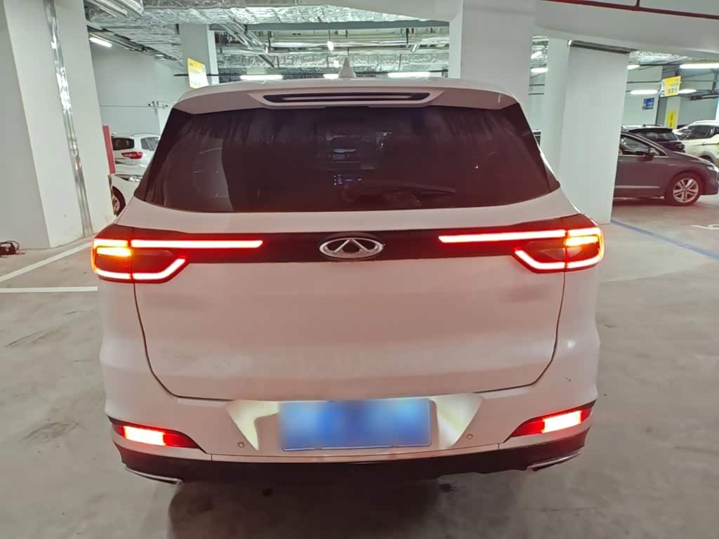 CHERY Tiggo 7 1.5 л 2021 г. Белый, пробег 18300 км
