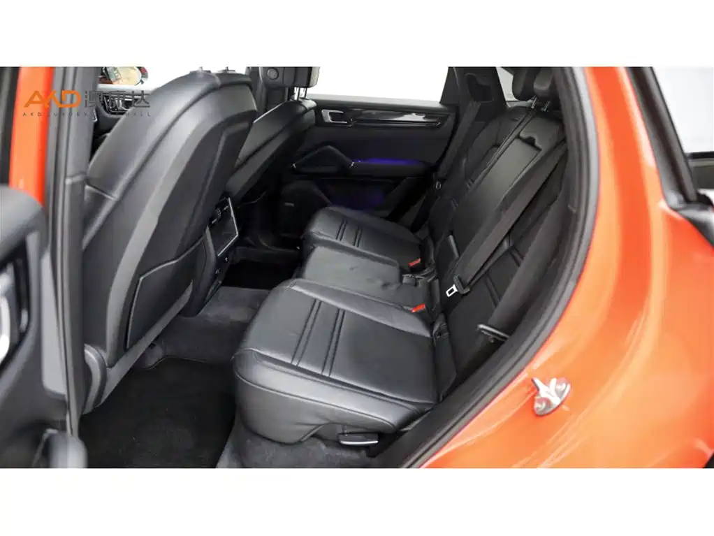 Porsche Cayenne — миниатюра 7