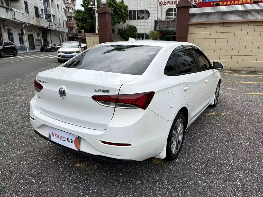 Buick Excelle — миниатюра 5