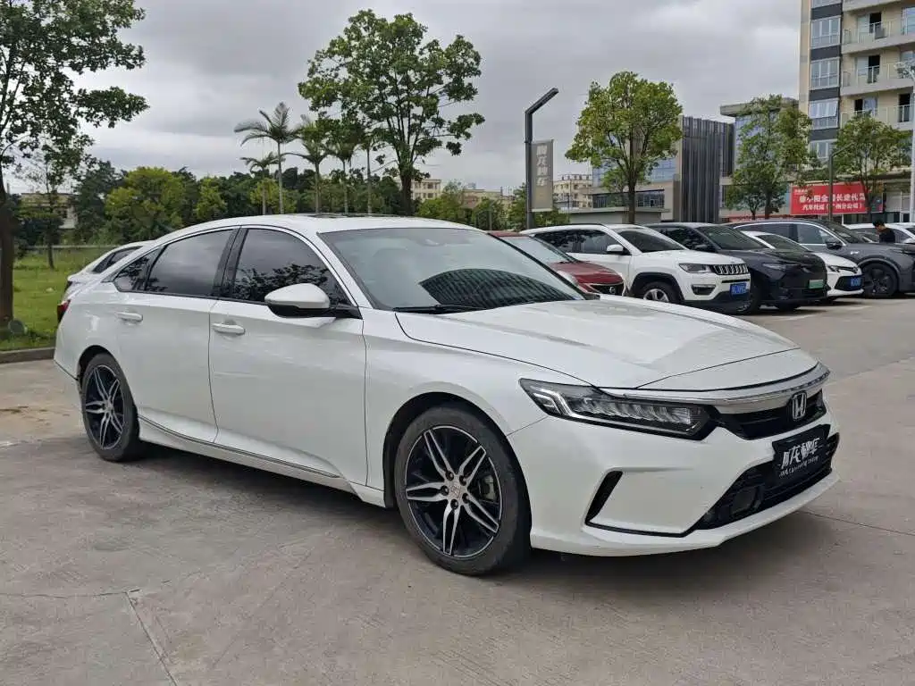 Honda Inspire — миниатюра 3