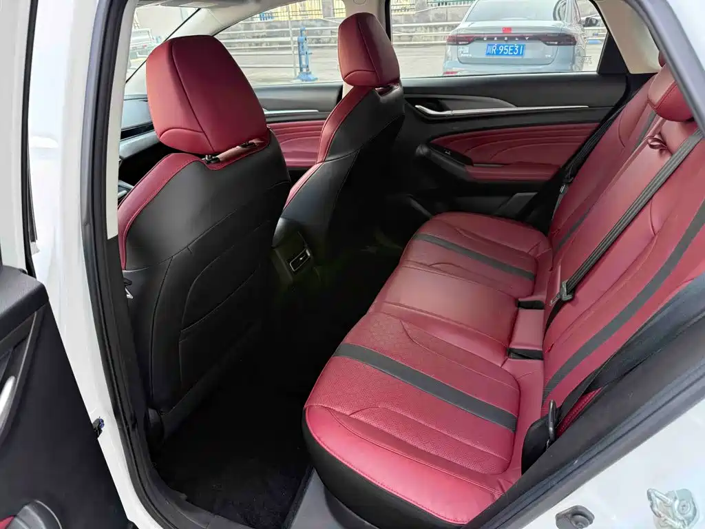 Changan Eado — миниатюра 6