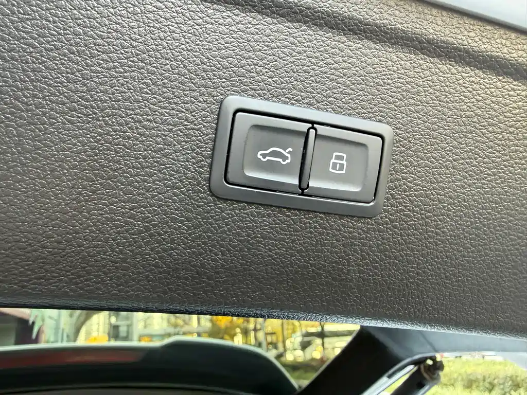 Audi Q5L — миниатюра 13