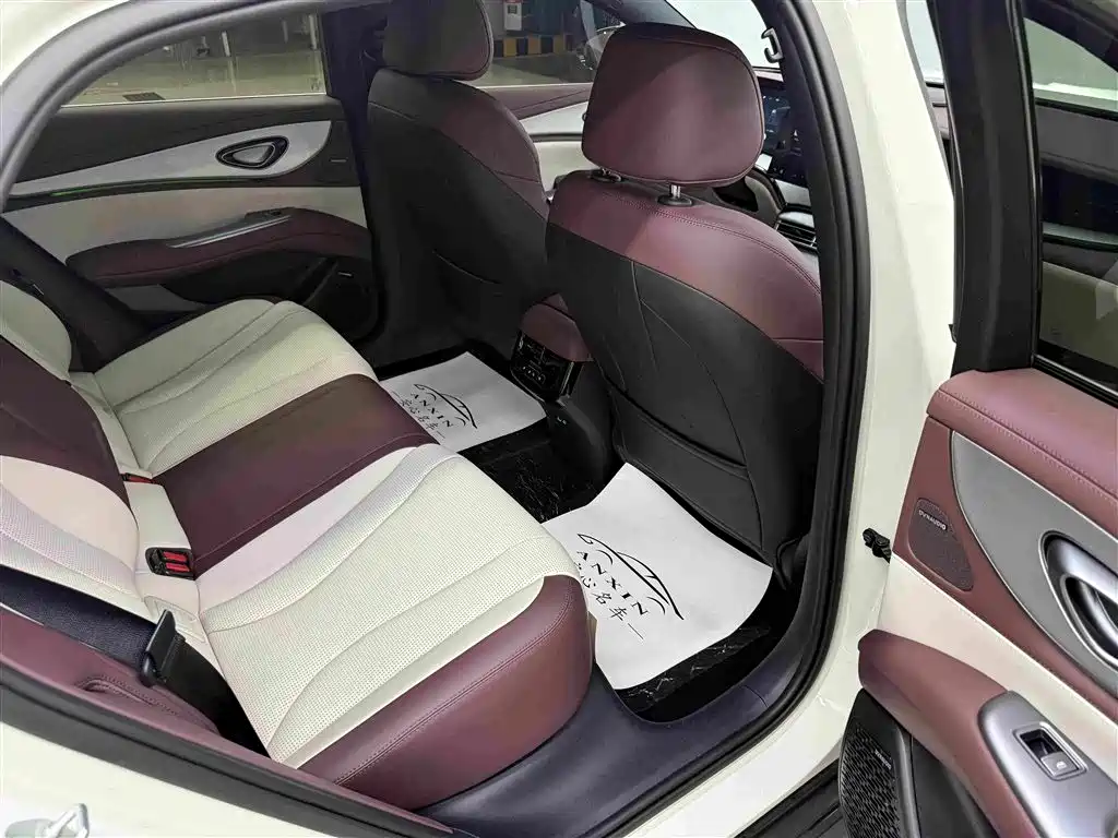 BYD Seal 07 DM-i — миниатюра 13