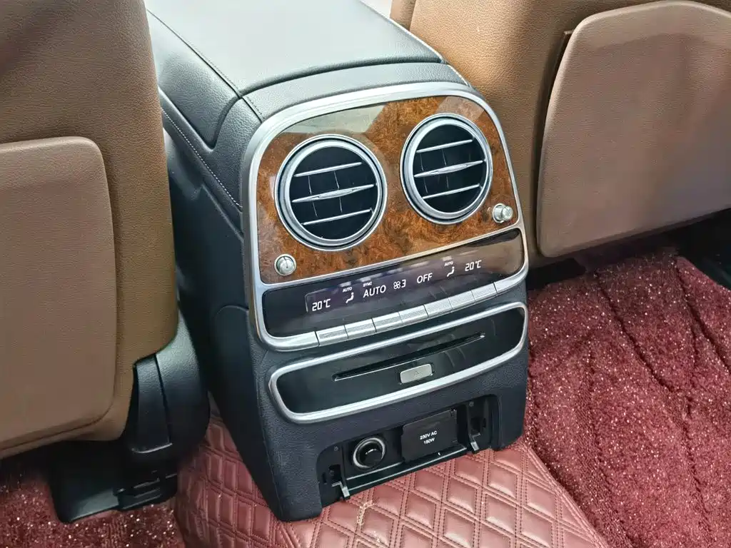 Mercedes-Benz S-Class — миниатюра 37