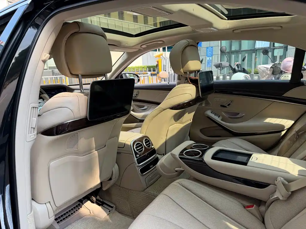 Mercedes-Benz S-Class — миниатюра 11